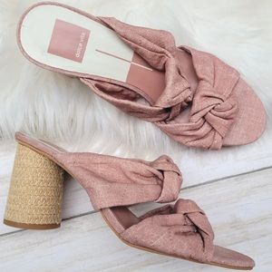 Dolce Vita, Blush linen knotted open toe sandal, size 10.
